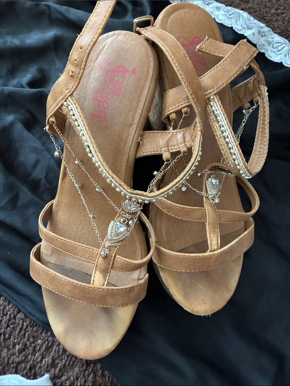 Brown wedges with gold chains